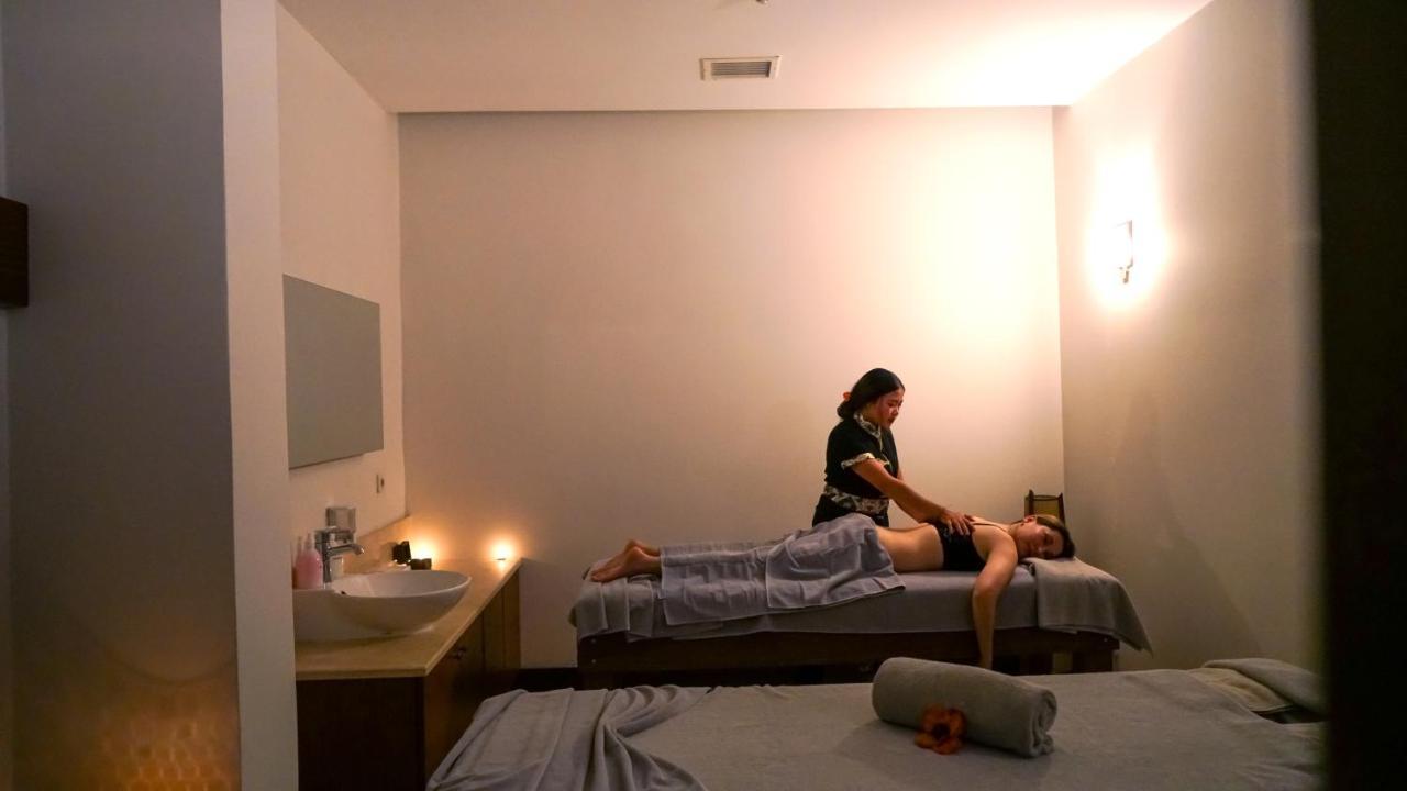 Barut B Suites Side Esterno foto
